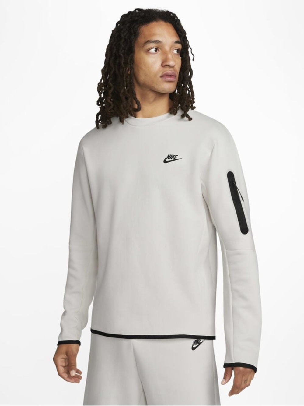 Nike Sportswear Tech Fleece
Men's Crew Sweatshirt